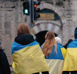 Продление легального пребывания украинцев в Польше и статуса Укр